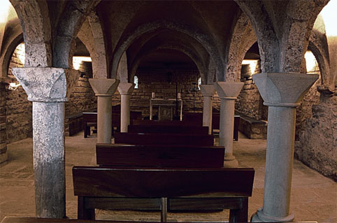 Punts d'interès - Recurs Arquitectònic - Cripta pre-romànica
